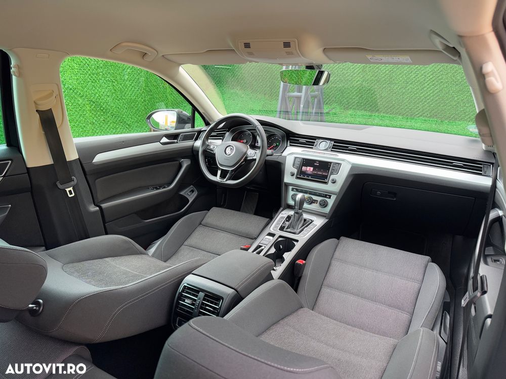 Volkswagen Passat 2.0 TDI DSG (BlueMotion Technology) Comfortline - 8