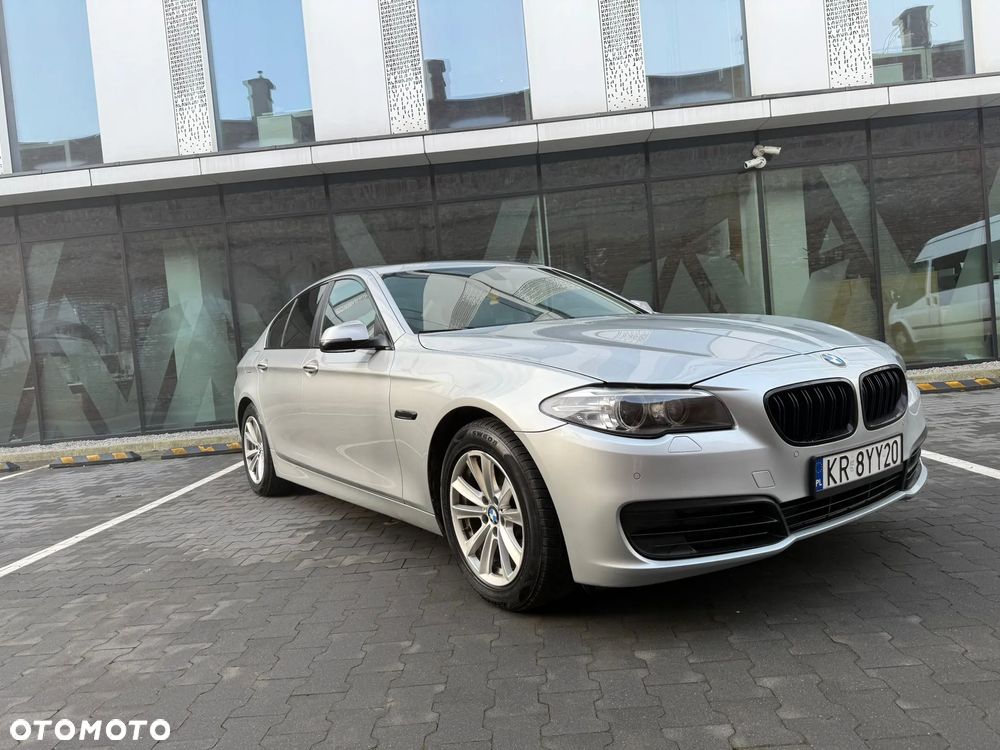 BMW Seria 5 520d Luxury Line - 3