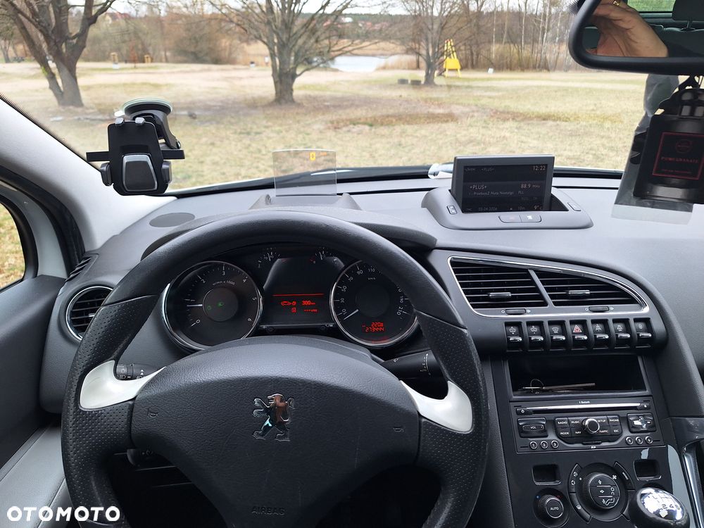 Peugeot 3008 HDi FAP 150 Roland Garros - 15