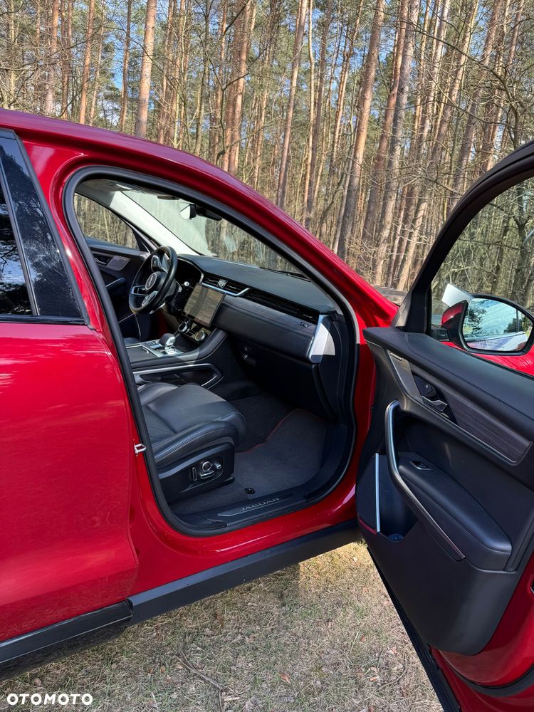 Jaguar F-Pace P250 AWD S - 9