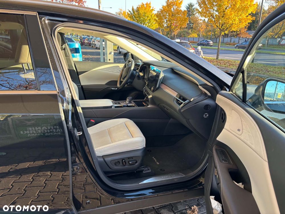Lexus RX - 25