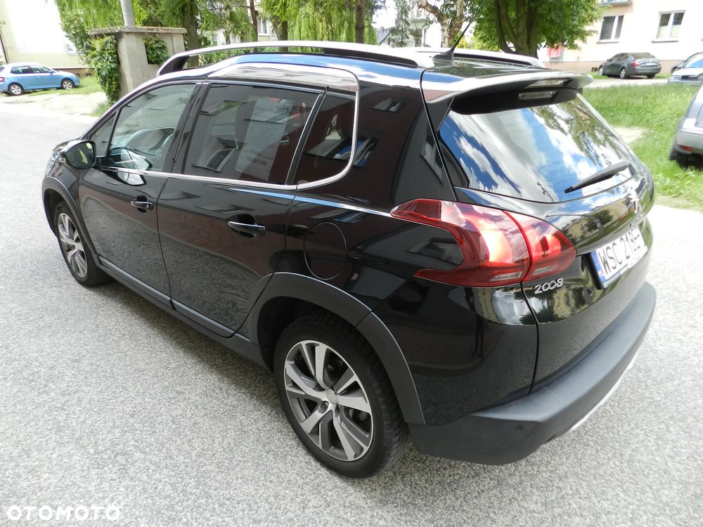 Peugeot 2008 1.2 Pure Tech GPF Style S&S EAT6 - 2