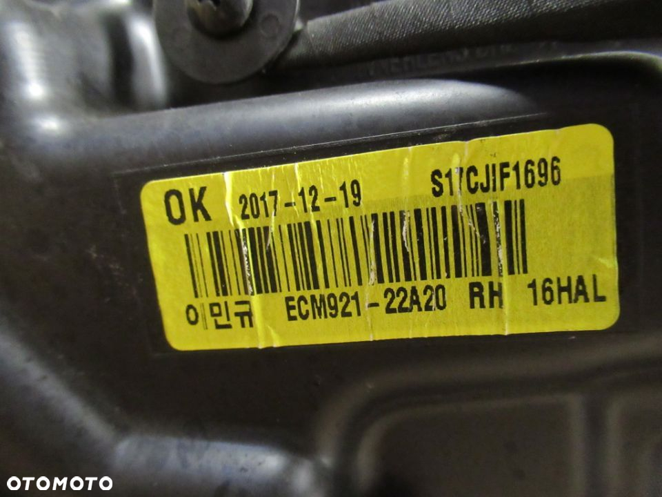 LAMPA PRZEDNIA PRZÓD PRAWA MITSUBISHI OUTLANDER III LIFT 2015- - 17