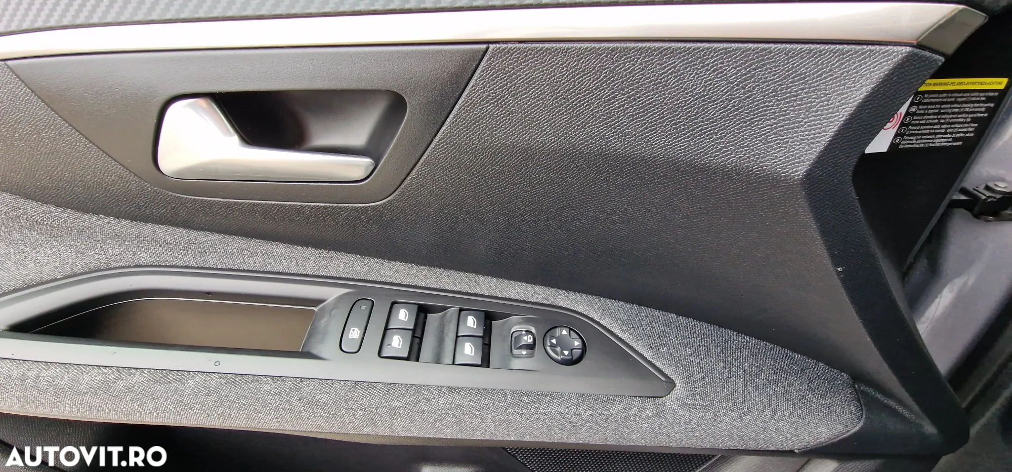 Peugeot 3008 BlueHDi 130 Stop & Start EAT8 Active Business-Paket - 17