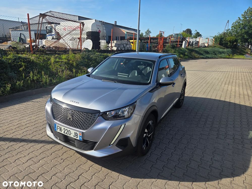 Peugeot 2008 - 8