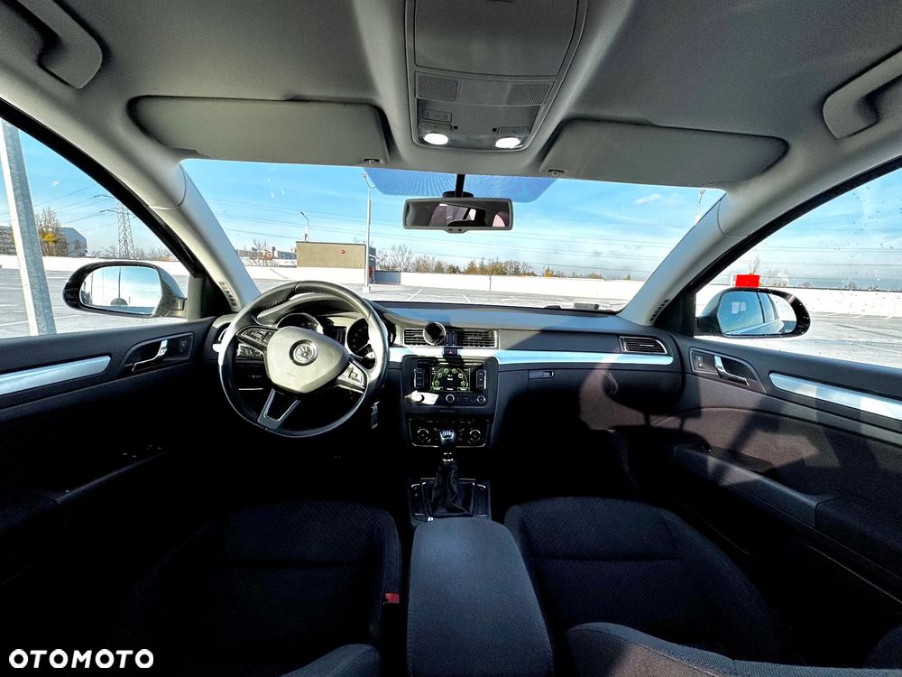 Skoda Superb 2.0 TDI Ambition - 11