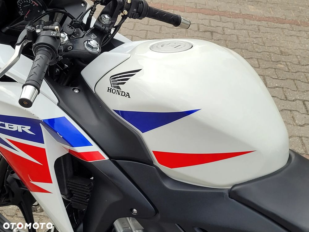 Honda CBR - 14