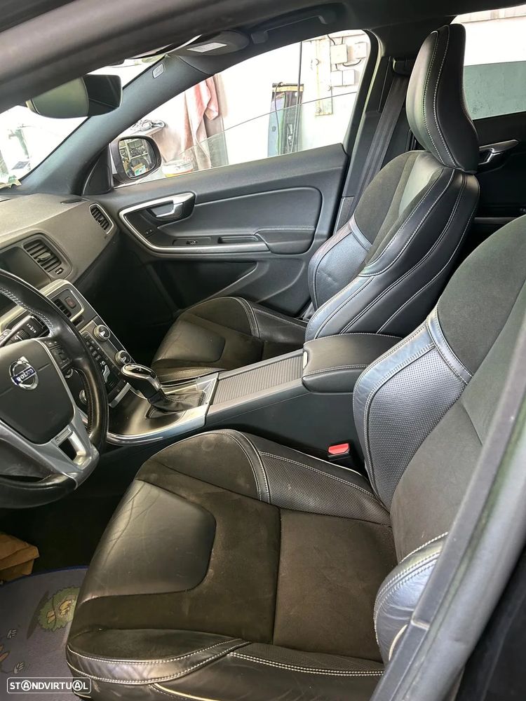 Volvo V60 I R-Design (2016) - Lote de Peças - 7
