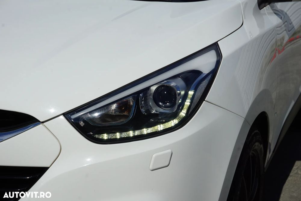 Hyundai ix35 2.0 CRDI 4WD Automatik Style - 26