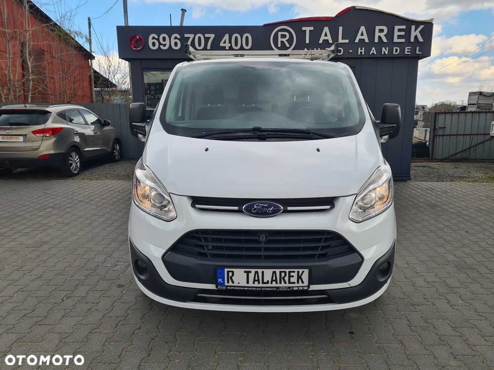 Ford TRANSIT CUSTOM - 2