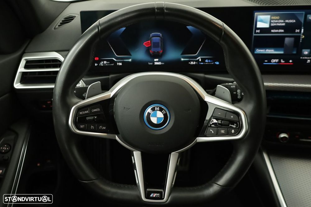 BMW 330 e Edição Desportiva M Auto - 16