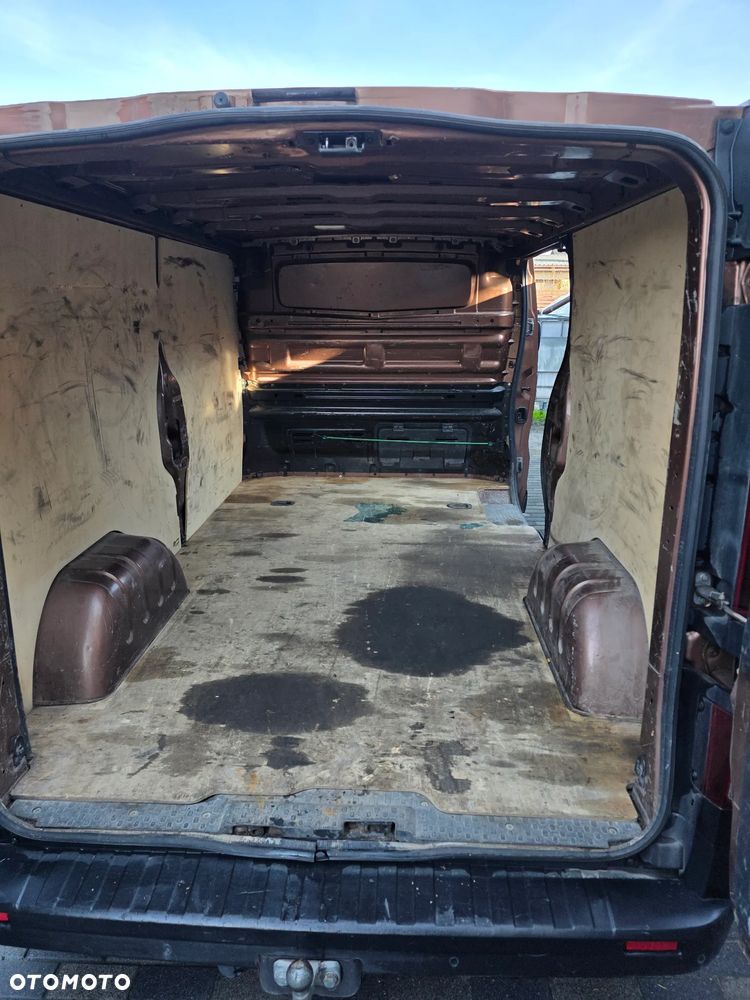 Renault Trafic - 25