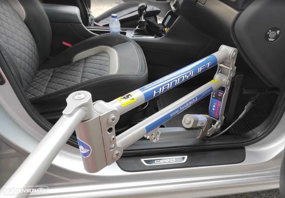 Kia Ceed 1.0 T-GDI GT Line - 22