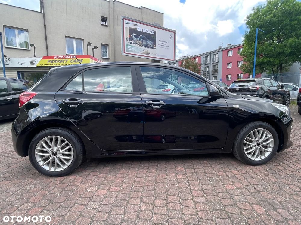 Kia Rio 1.2 Business Line - 8