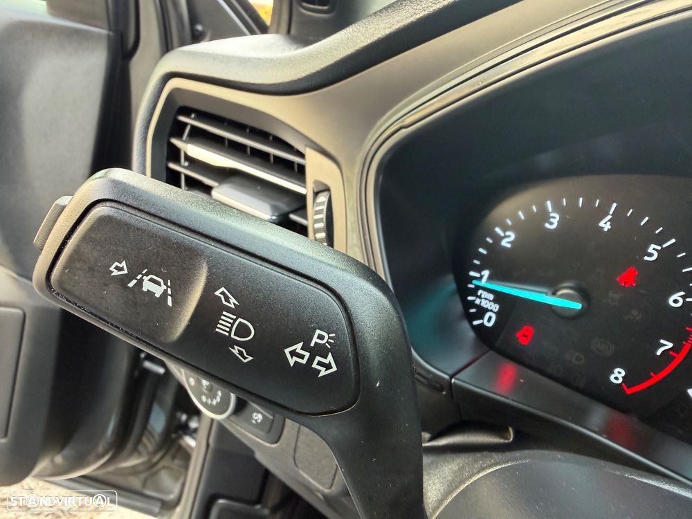 Ford Focus 1.0 EcoBoost ST-Line - 24