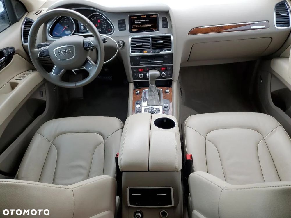 Audi Q7 - 8