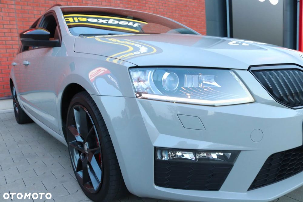 Skoda Octavia 2.0 TDI RS Challenge DSG - 9