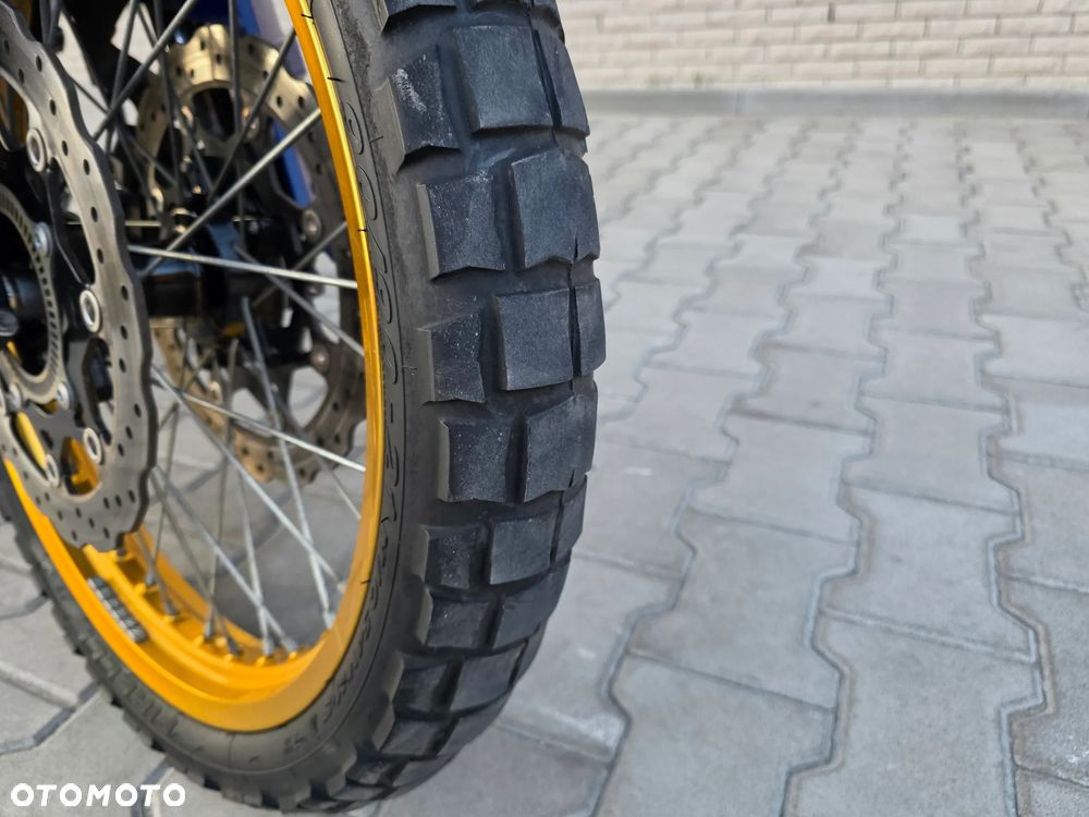 Suzuki V-STROM - 13