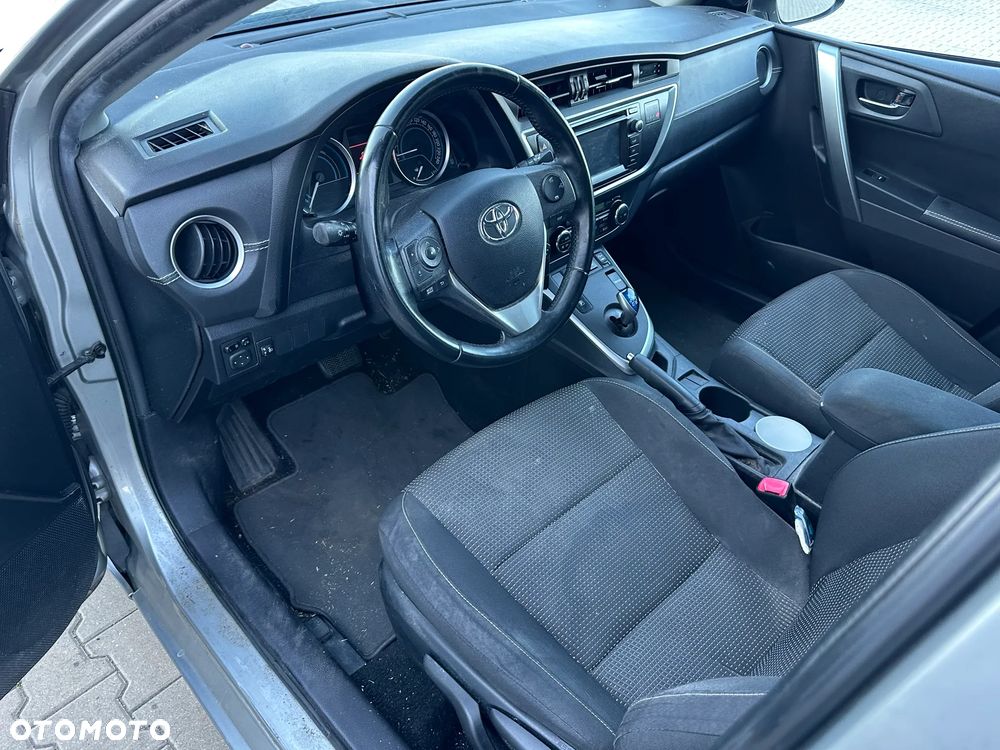 Toyota Auris 1.8 HSD Luna - 7