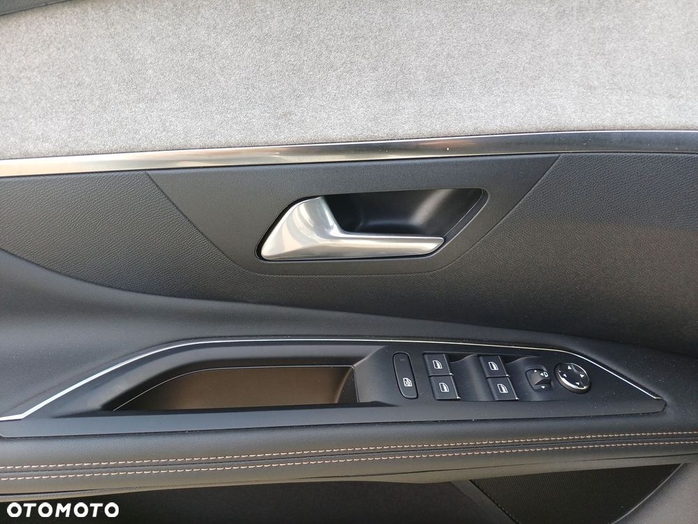 Peugeot 3008 1.5 BlueHDi GT S&S EAT8 - 19