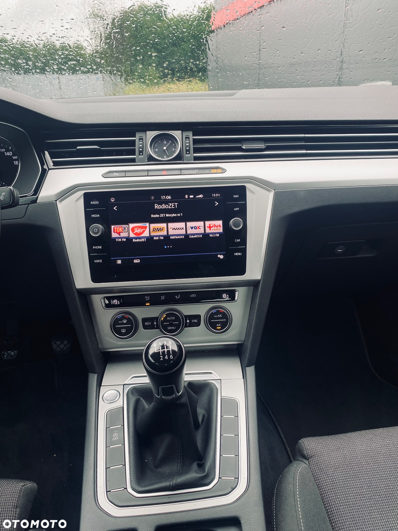 Volkswagen Passat 2.0 TDI BMT Comfortline - 16