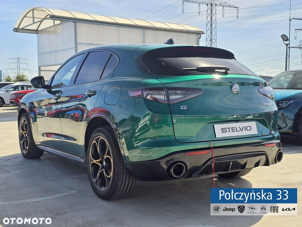 Alfa Romeo Stelvio - 9