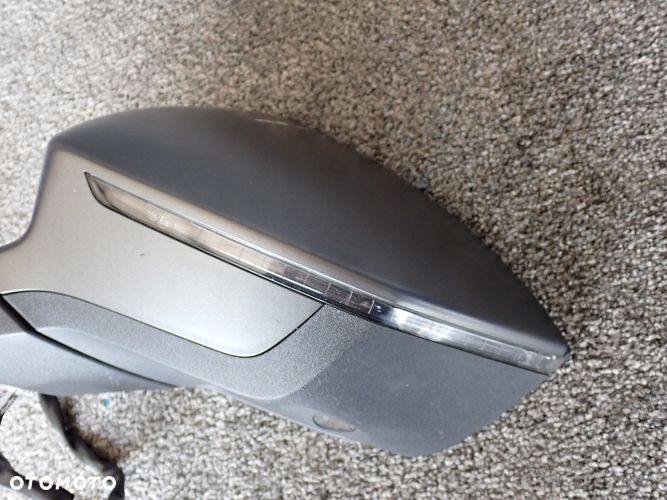 SEAT ATECA 16- lusterko lewe 10 PIN - 6