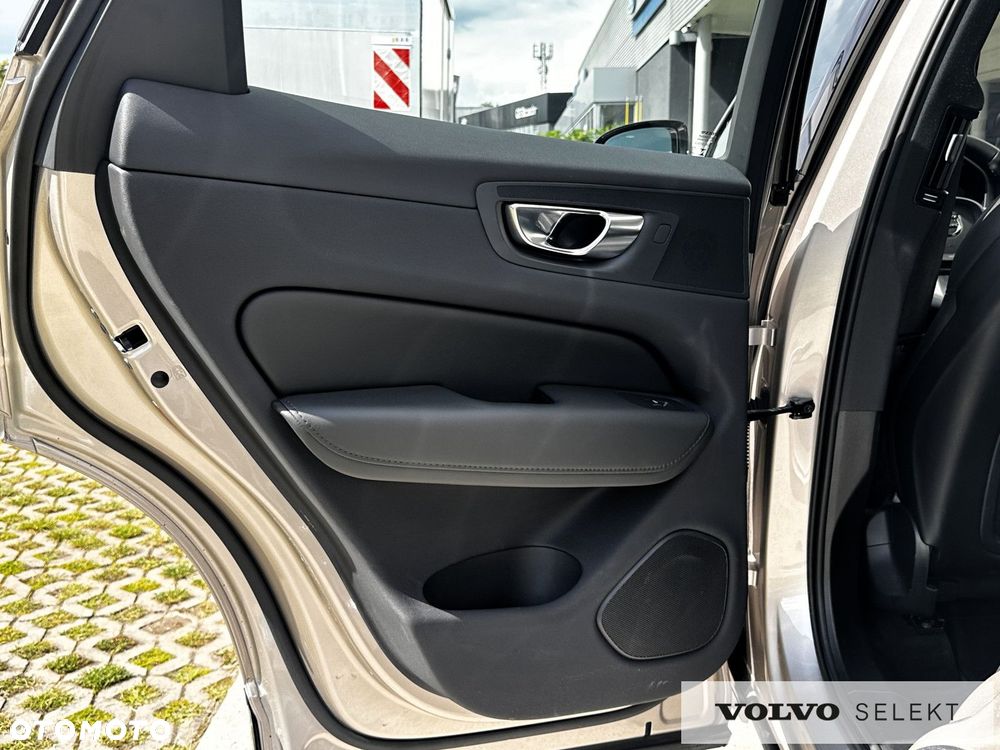 Volvo XC 60 - 15