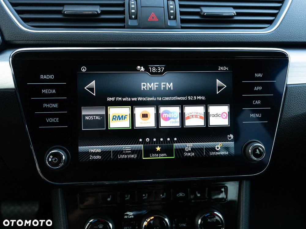 Skoda Superb 2.0 TDI SCR Ambition DSG - 29