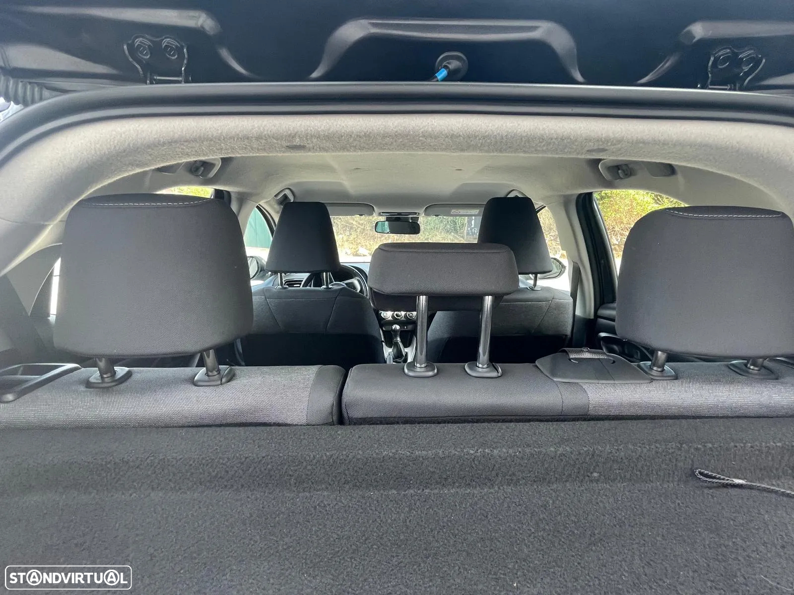 Toyota Yaris 1.0 VVT-i Comfort Plus - 28