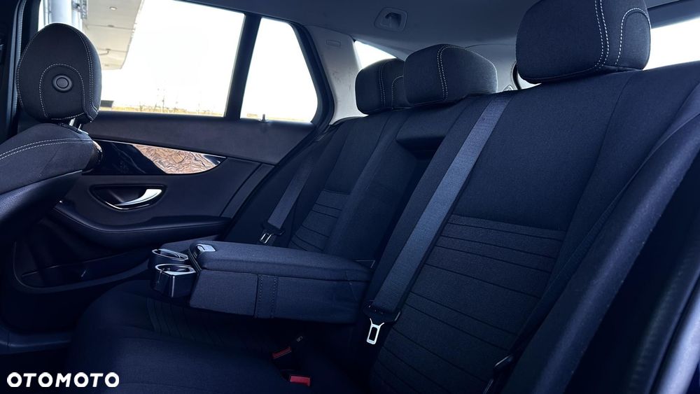 Mercedes-Benz Klasa C 220 d 9G-TRONIC - 26