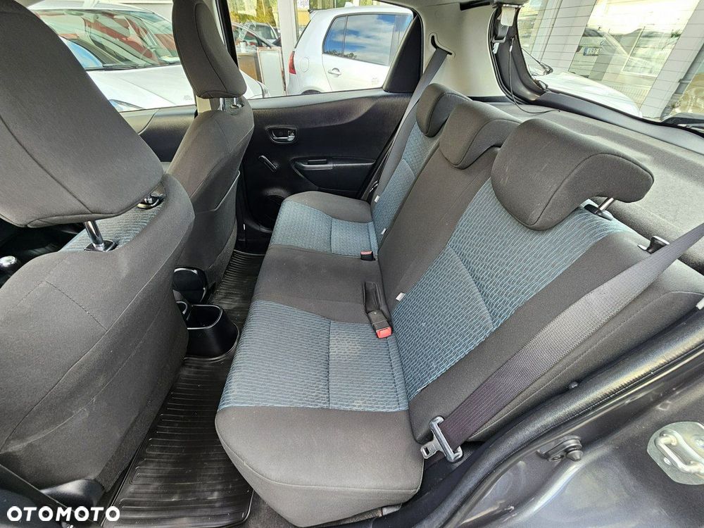 Toyota Yaris - 13