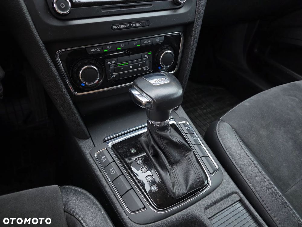 Skoda Superb 2.0 TDI DSG Exclusive - 12
