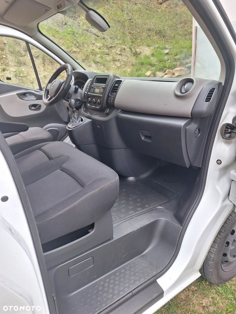 Renault Trafic - 14