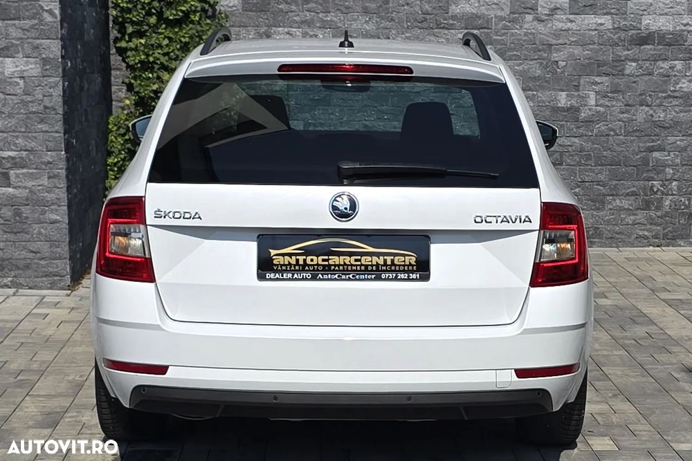 Skoda Octavia 2.0 TDI Ambition - 32
