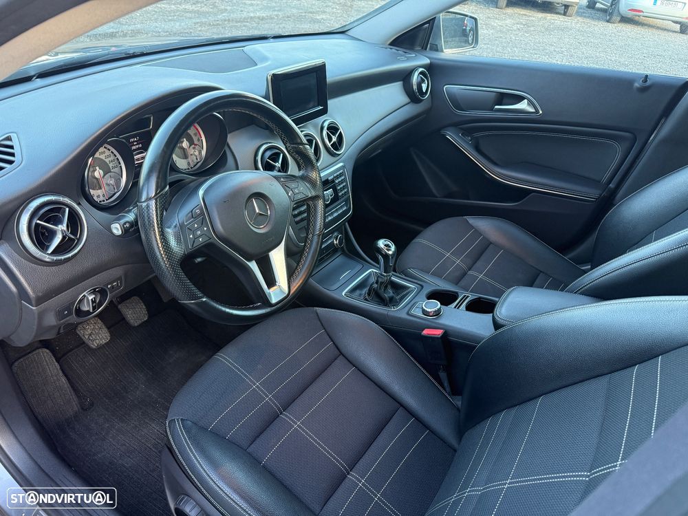 Mercedes-Benz CLA 200 CDI Urban - 11