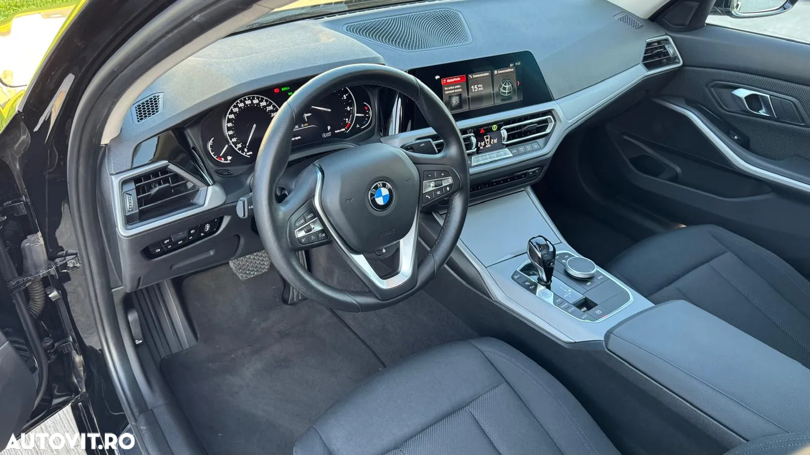 BMW Seria 3 320i Aut. Luxury Line - 15