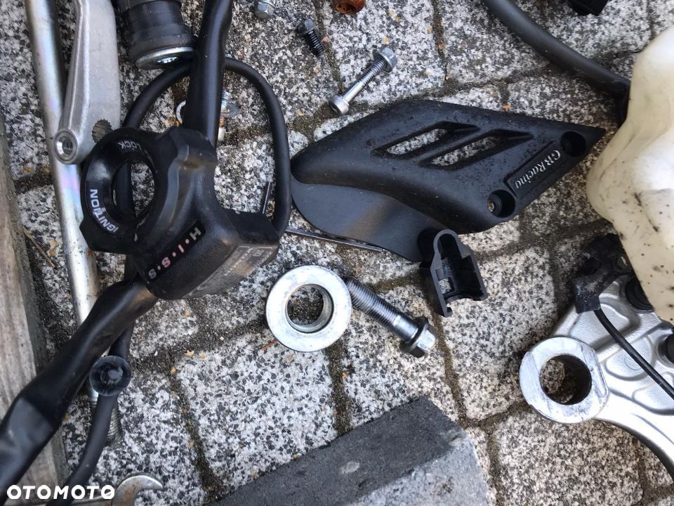 Honda CBR 1000 RR  SC59 rama   amortyzator  nakładka pług dolny - 4