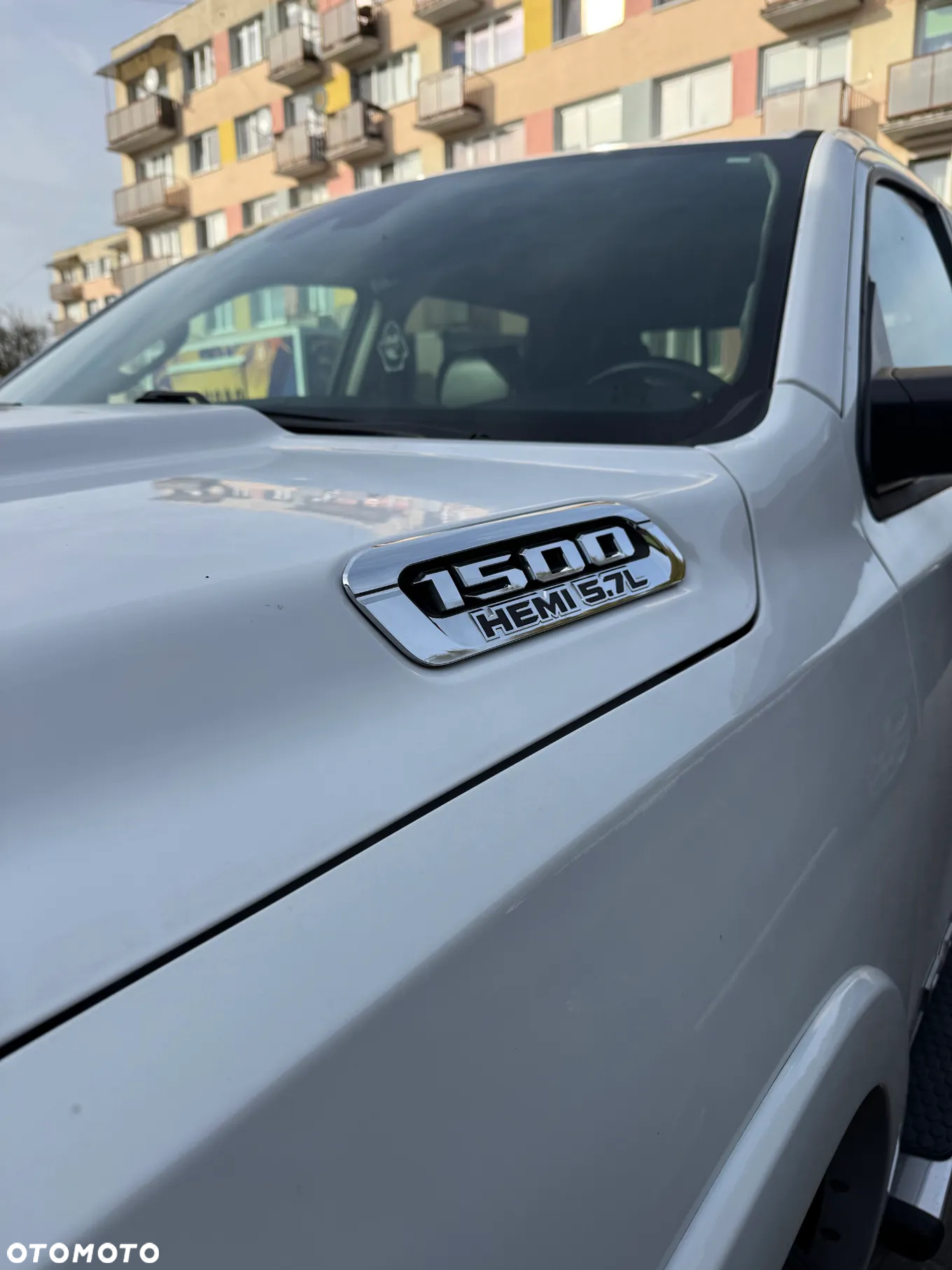 RAM 1500 Crew Cab Laramie - 10