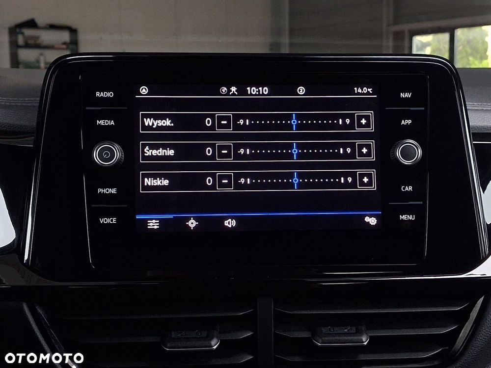 Volkswagen T-Roc 1.5 TSI R-Line DSG - 24