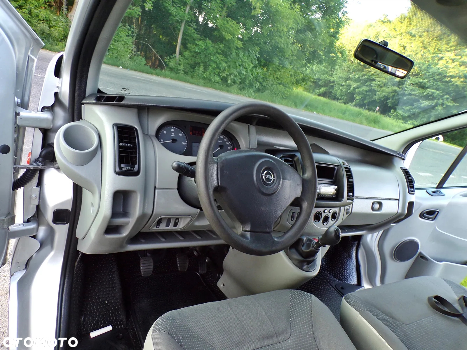 Opel VIVARO LONG - 15
