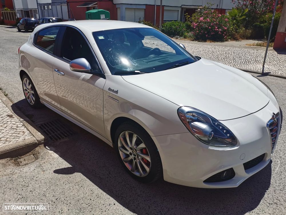 Alfa Romeo Giulietta - 7