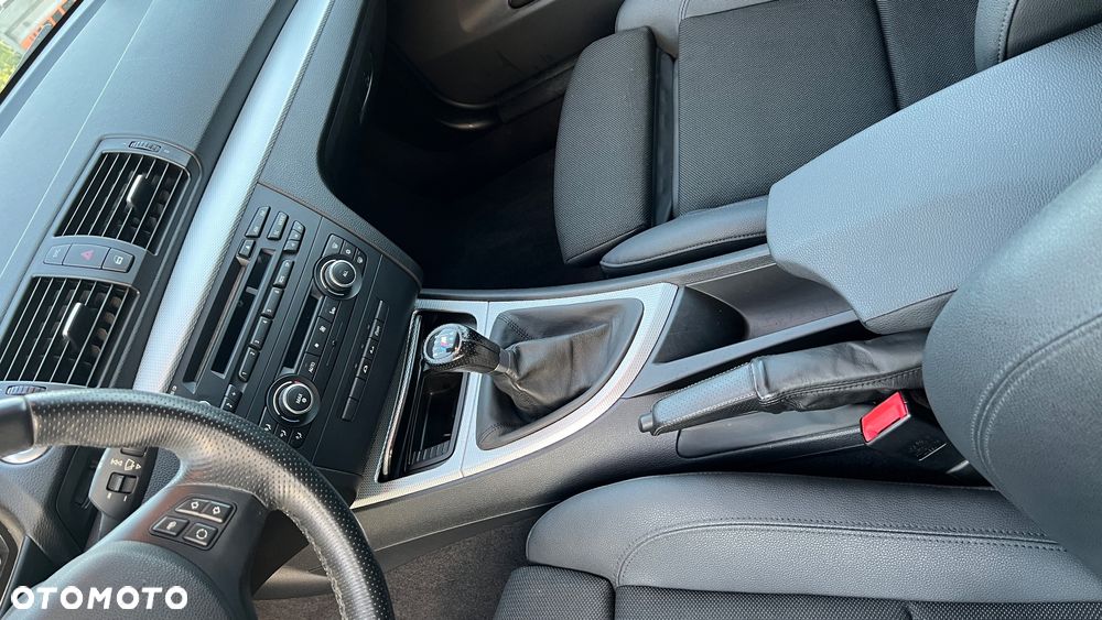 BMW Seria 1 118d - 16