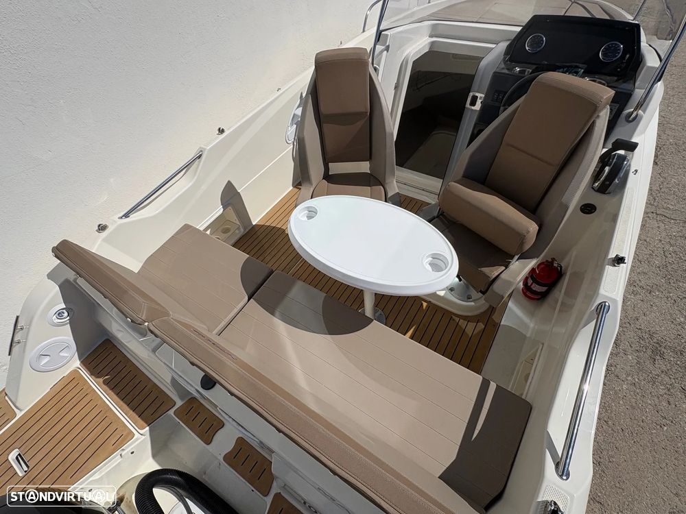 Quicksilver Activ 605 Sundeck - 19