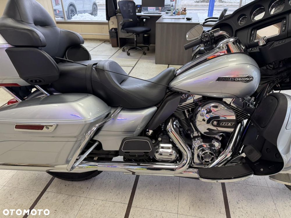 Harley-Davidson FLH Electra Glide - 4