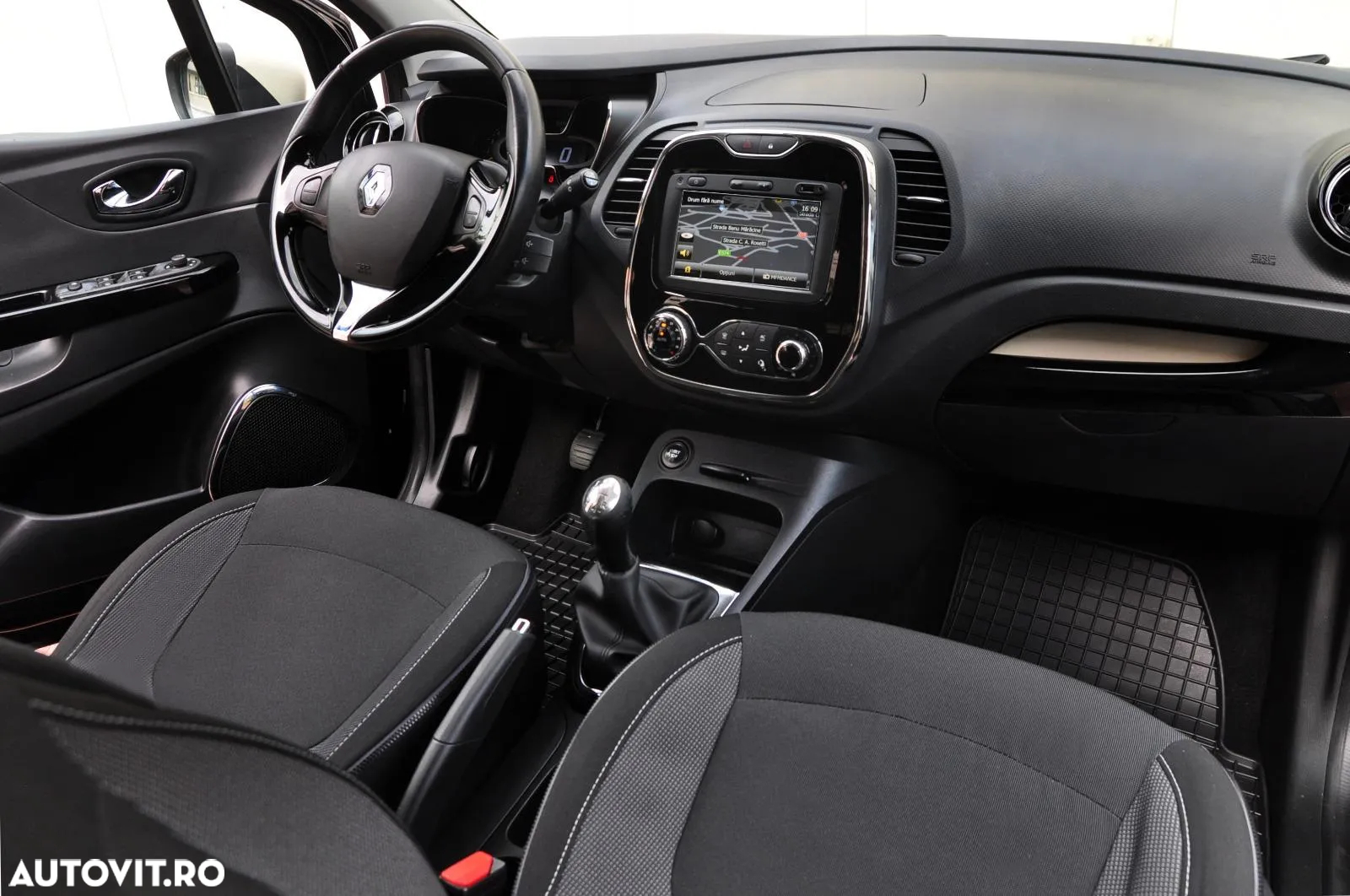 Renault Captur (ENERGY) TCe 90 INTENS - 11