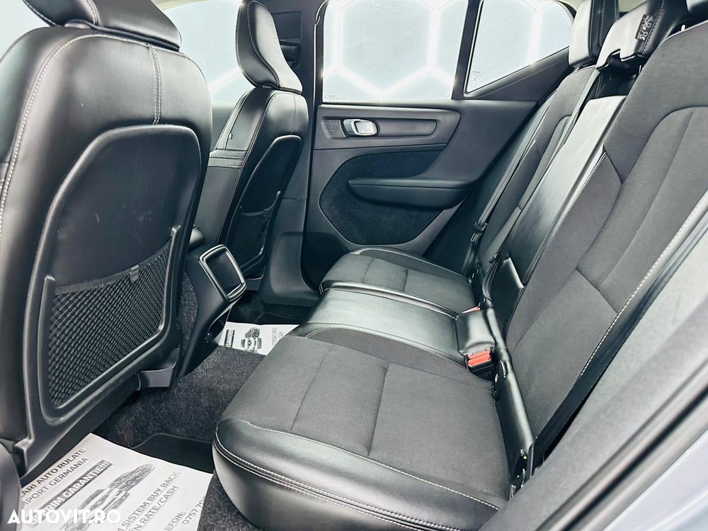 Volvo XC 40 T3 Momentum - 17