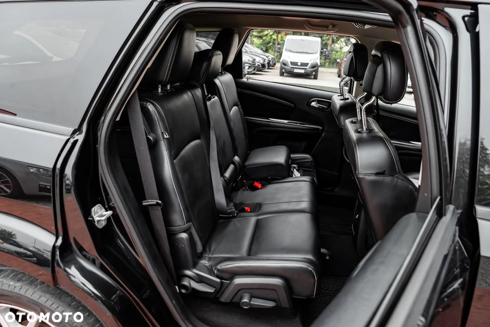 Fiat Freemont 3.6 V6 Lounge - 24