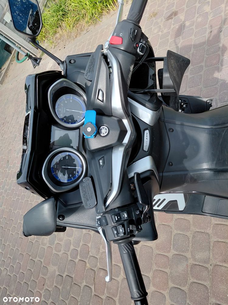 Yamaha Tmax - 9