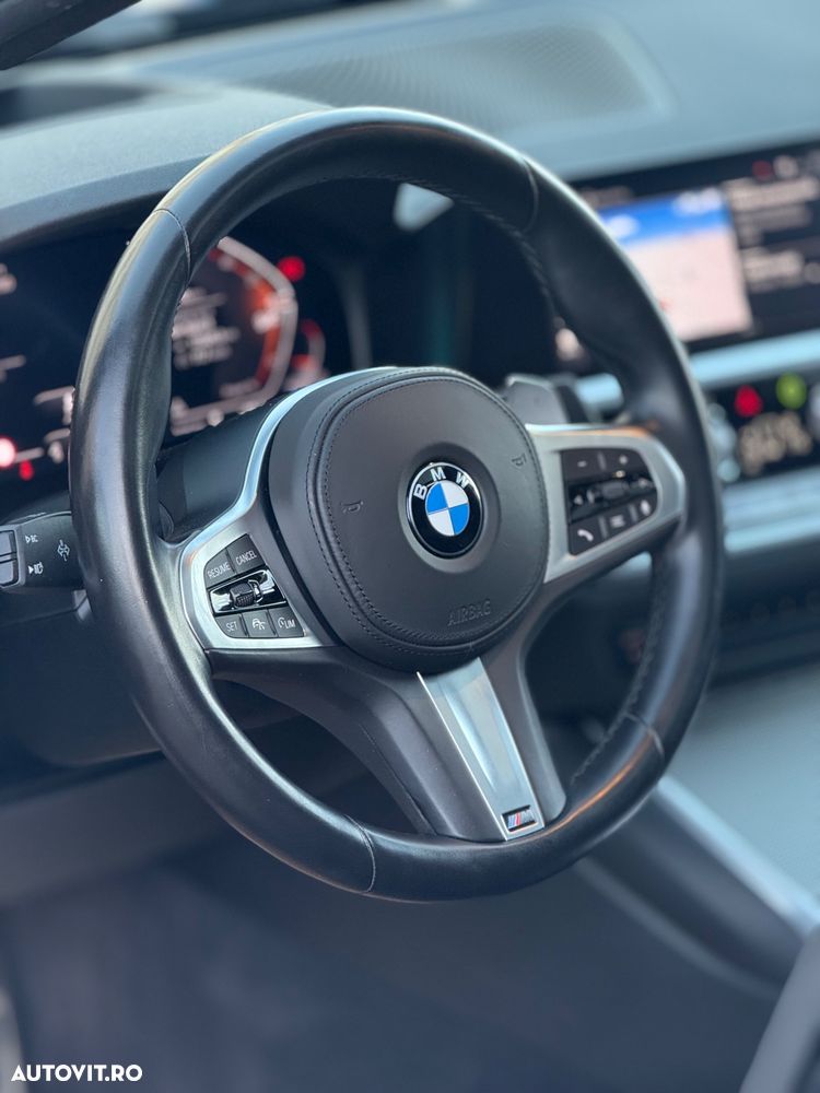 BMW Seria 3 320d Aut. M Sport - 26